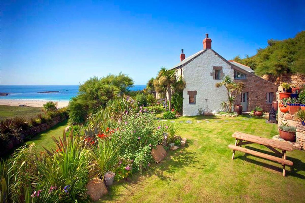 Tresillian Beach House Sea-views Large Gardens