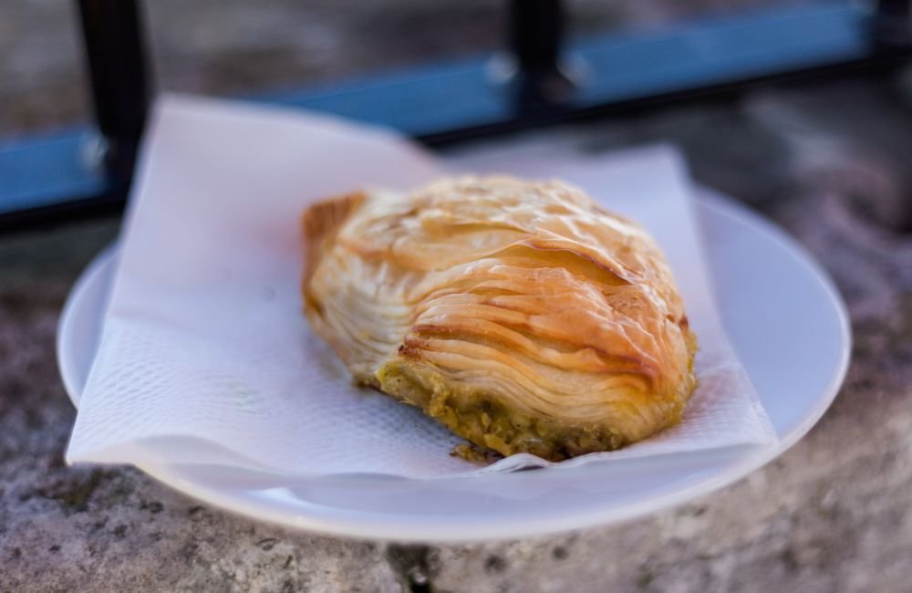 Maltese cuisine Pastizzi