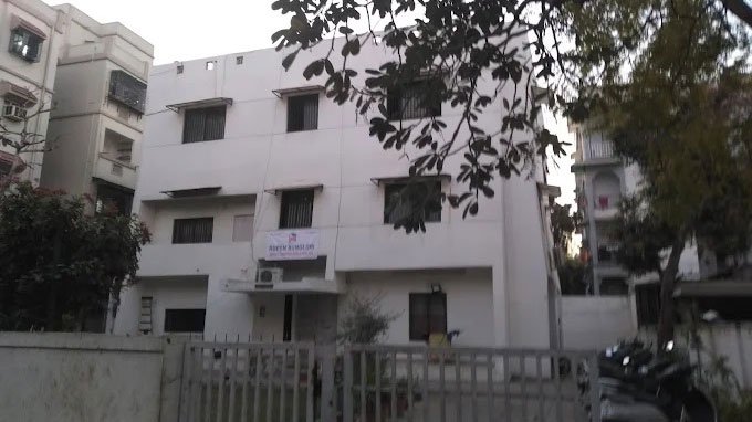 Sweet campus Girls hostel in Ahmedabad