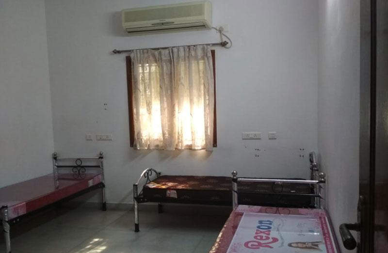 Eshwara Ladies Hostel In Chennai