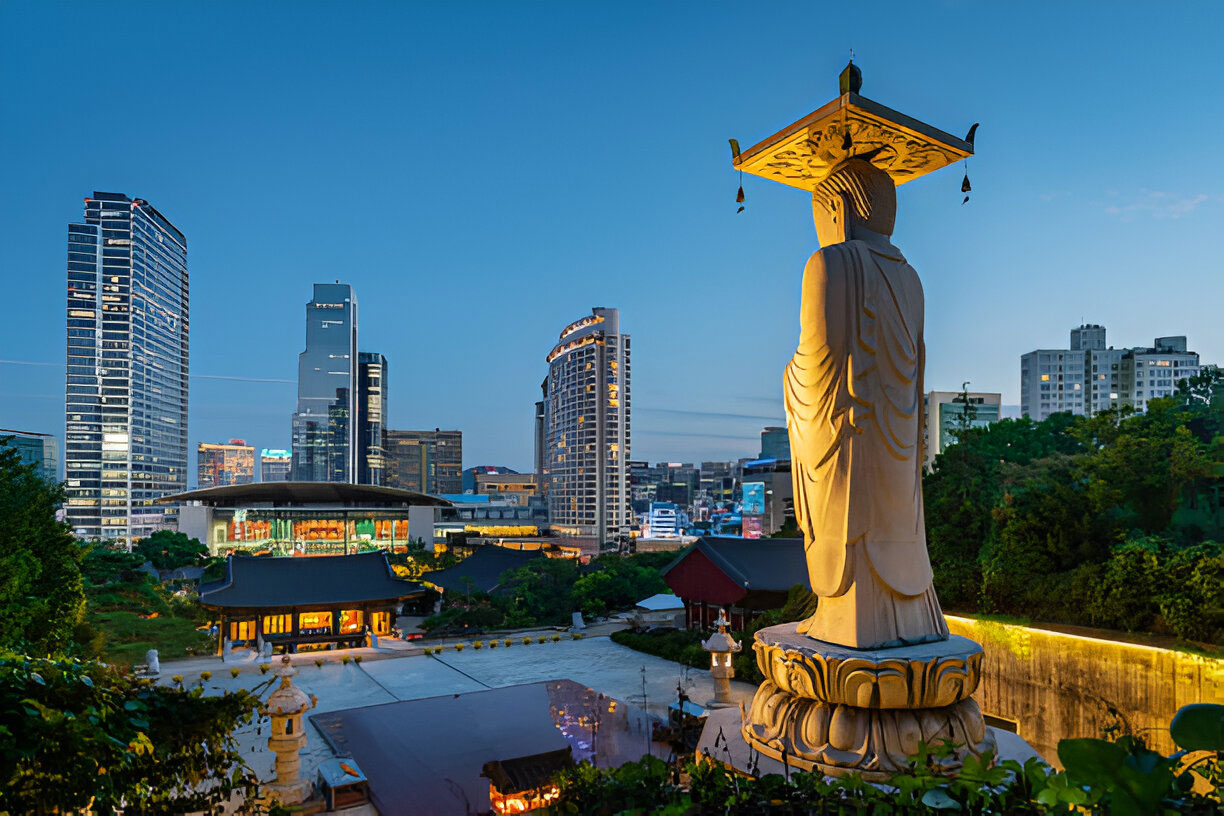 Bongeunsa Temple Buddha Statue