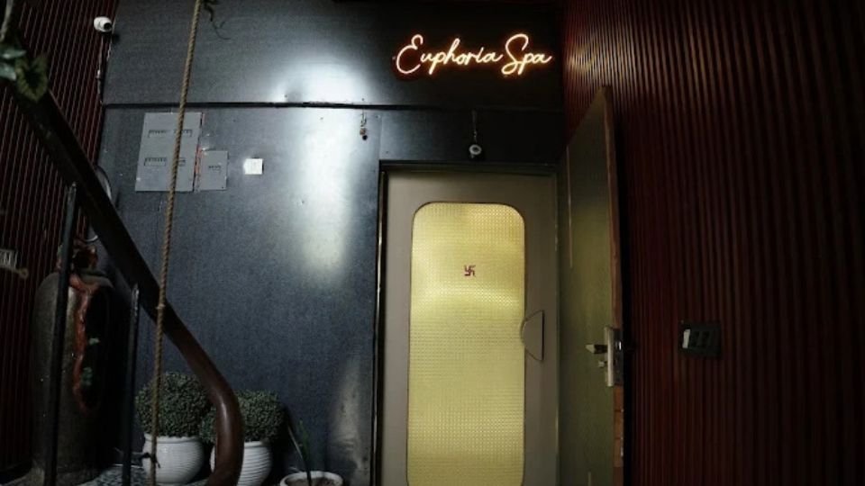 Euphoria Spa in South Delhi