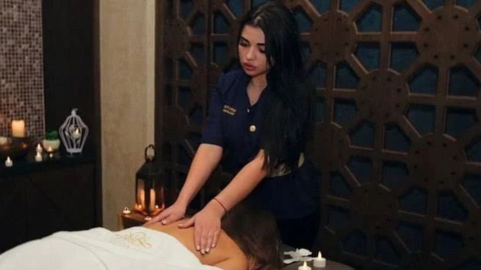 Eve Spa and Massage Parlour in Paharganj